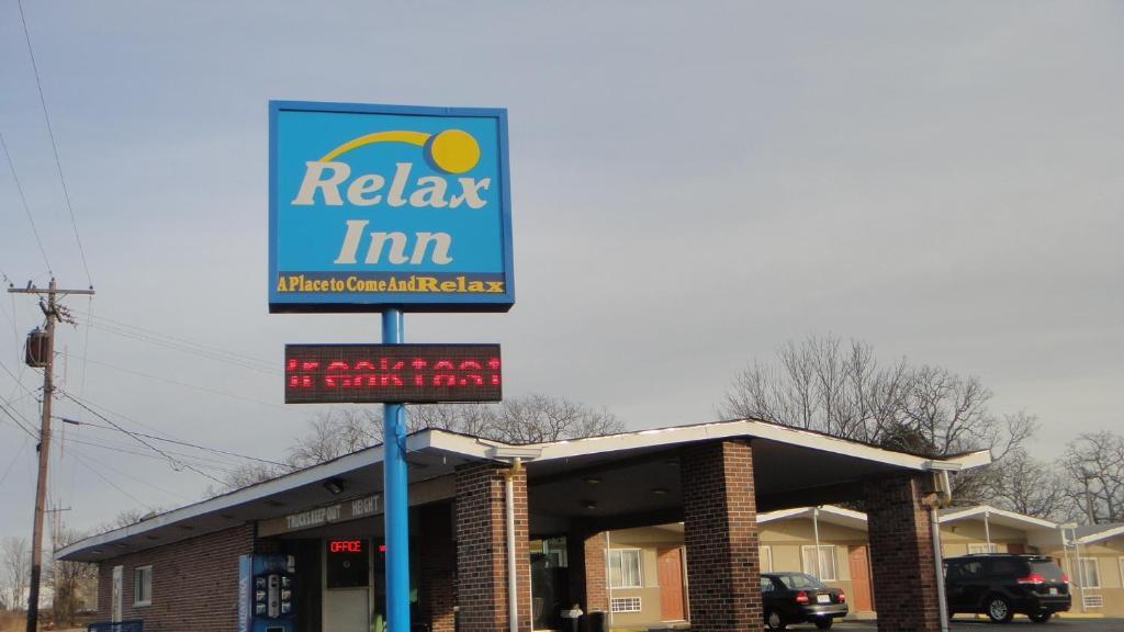 Relax Inn St. Robert Esterno foto